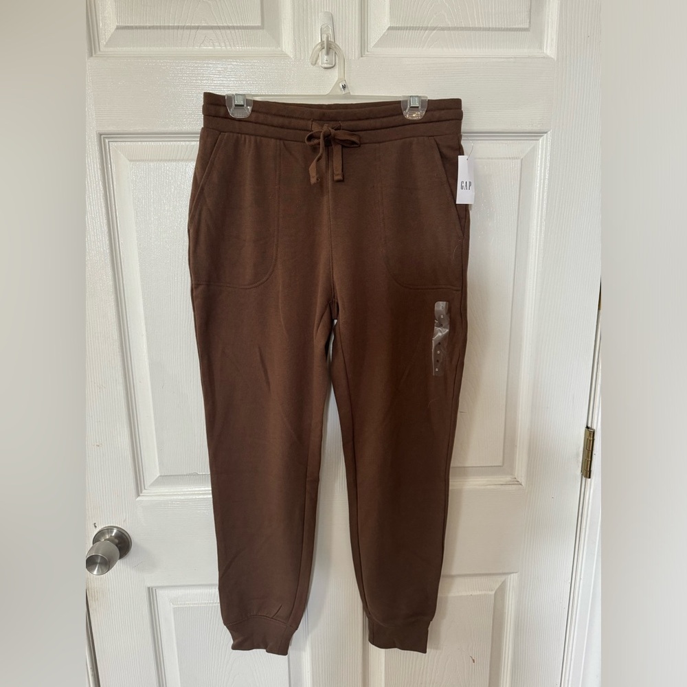 GAP women’s sweat/lounge pants